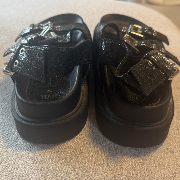 Zara Glossy Black Sandals - Picture 8 of 9